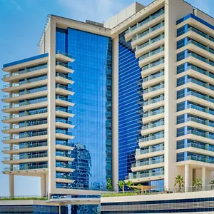 The First Collection Business Bay 4*, دبي الإمارات العربية المتحدة