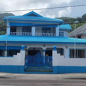 Le Chateau Bleu Anse aux Pins