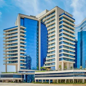 The First Collection Business Bay 4*, دبي الإمارات العربية المتحدة